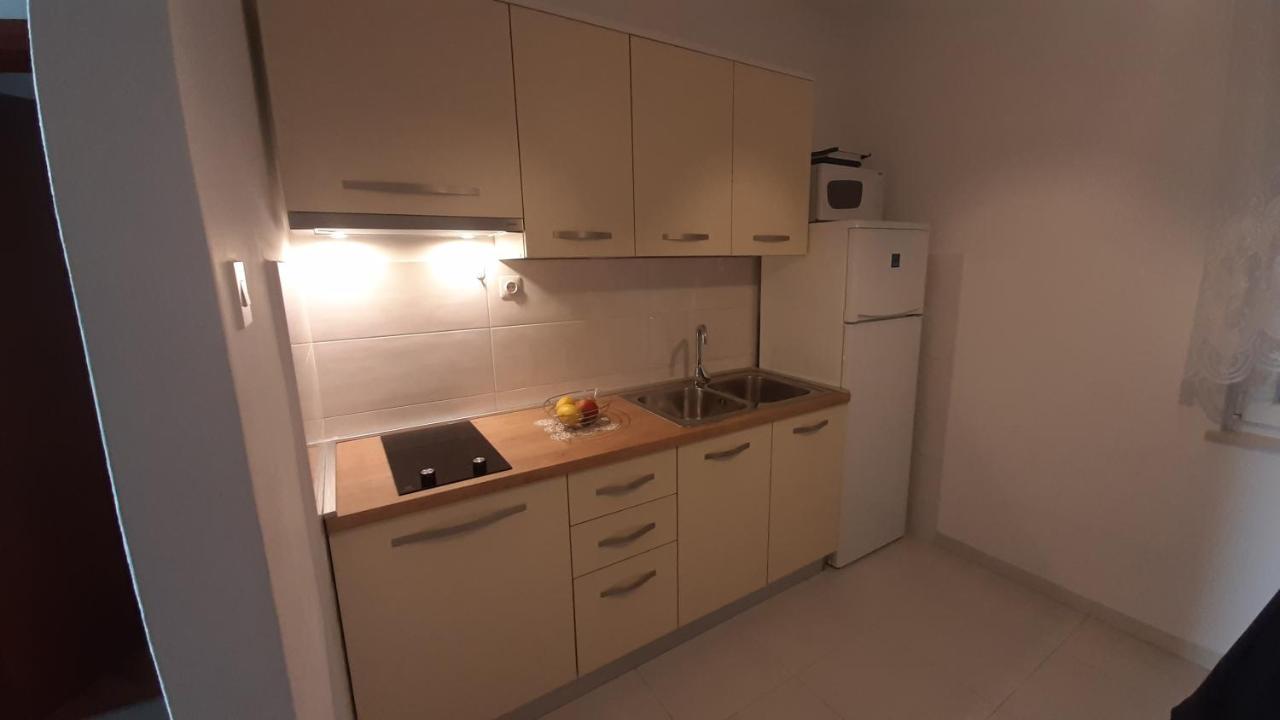Apartments Kekica Novalja Exterior photo