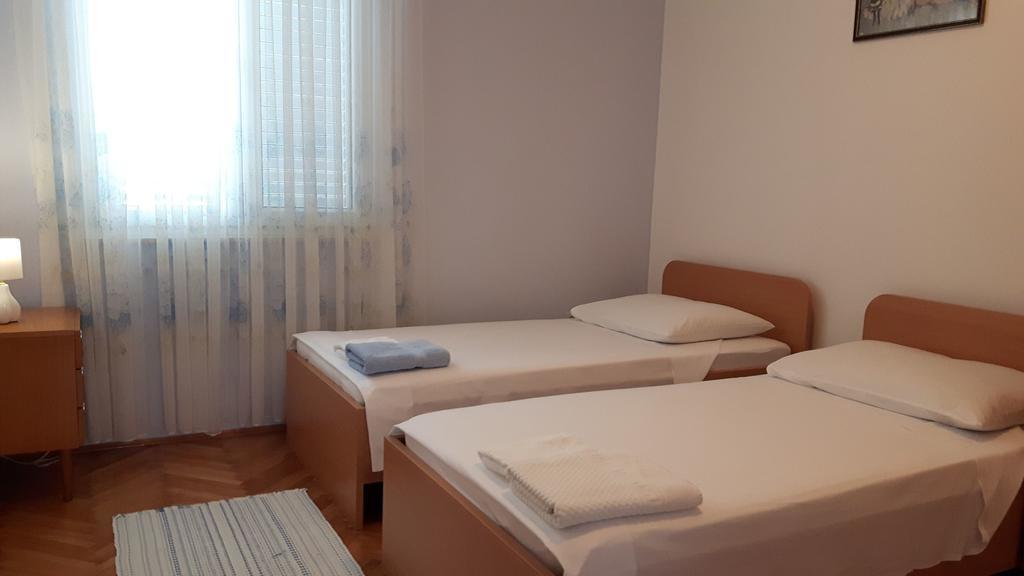Apartments Kekica Novalja Exterior photo